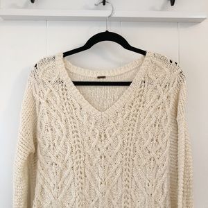 FREE PEOPLE SWEATER